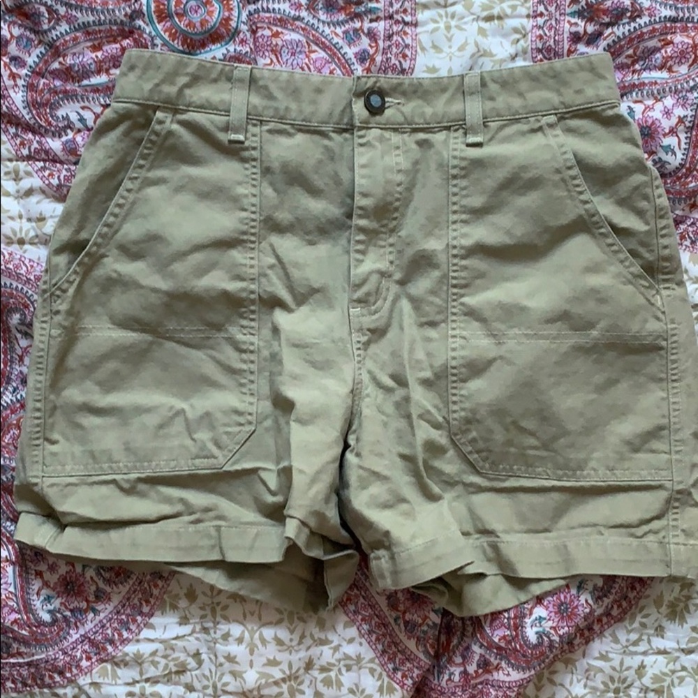 Barely worn high waisted Patagonia shorts